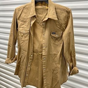 Womens wrangler shirt